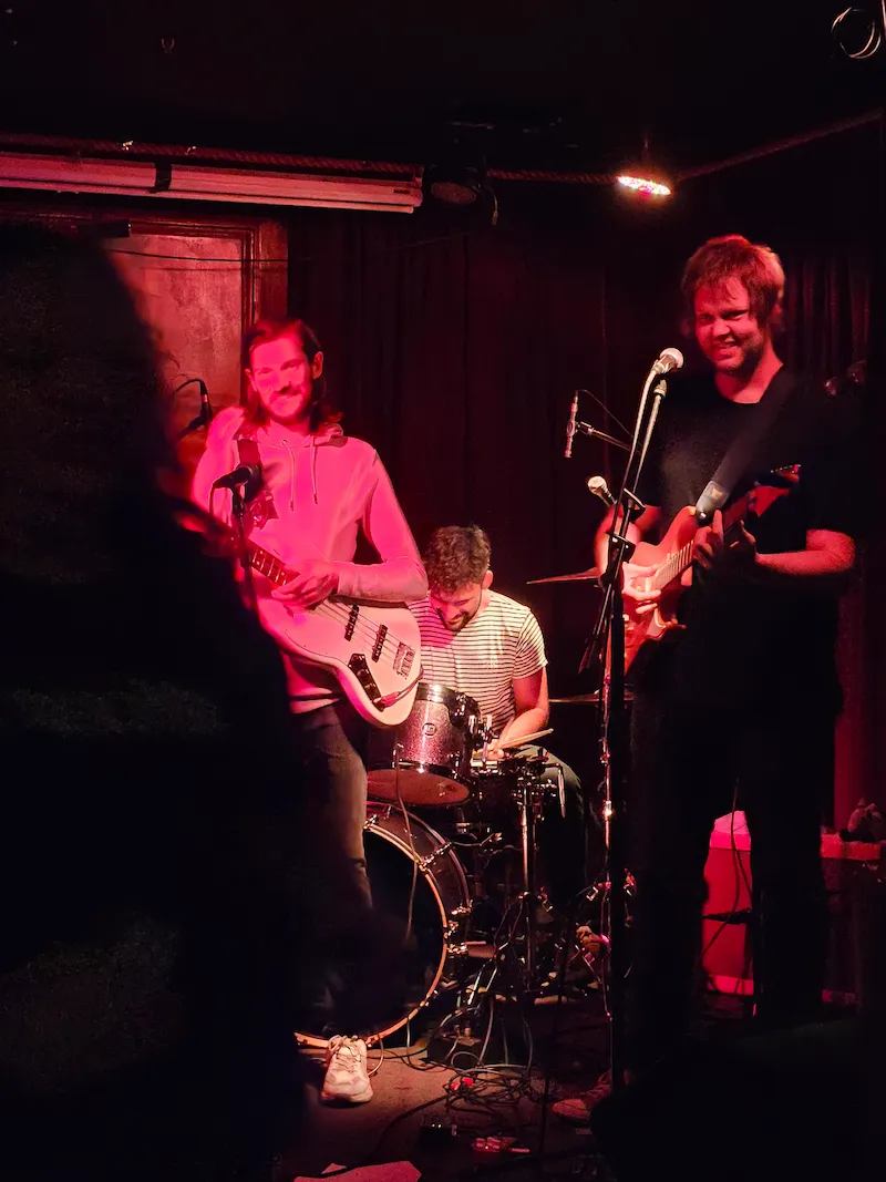 Playing live in LA